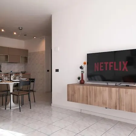 Apartment Saxony House Verbania